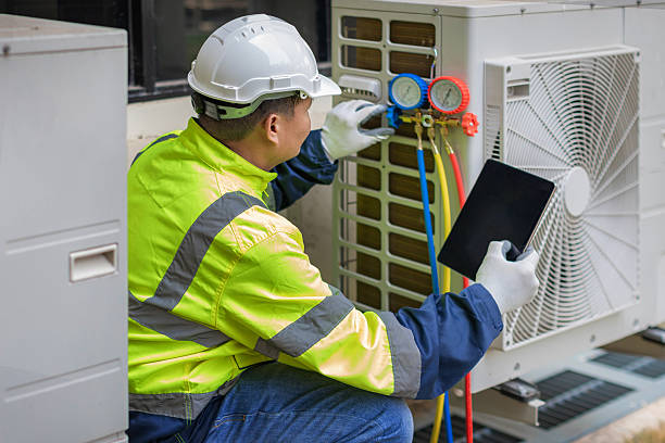 Professional Hvac technician working in Mexico, PA